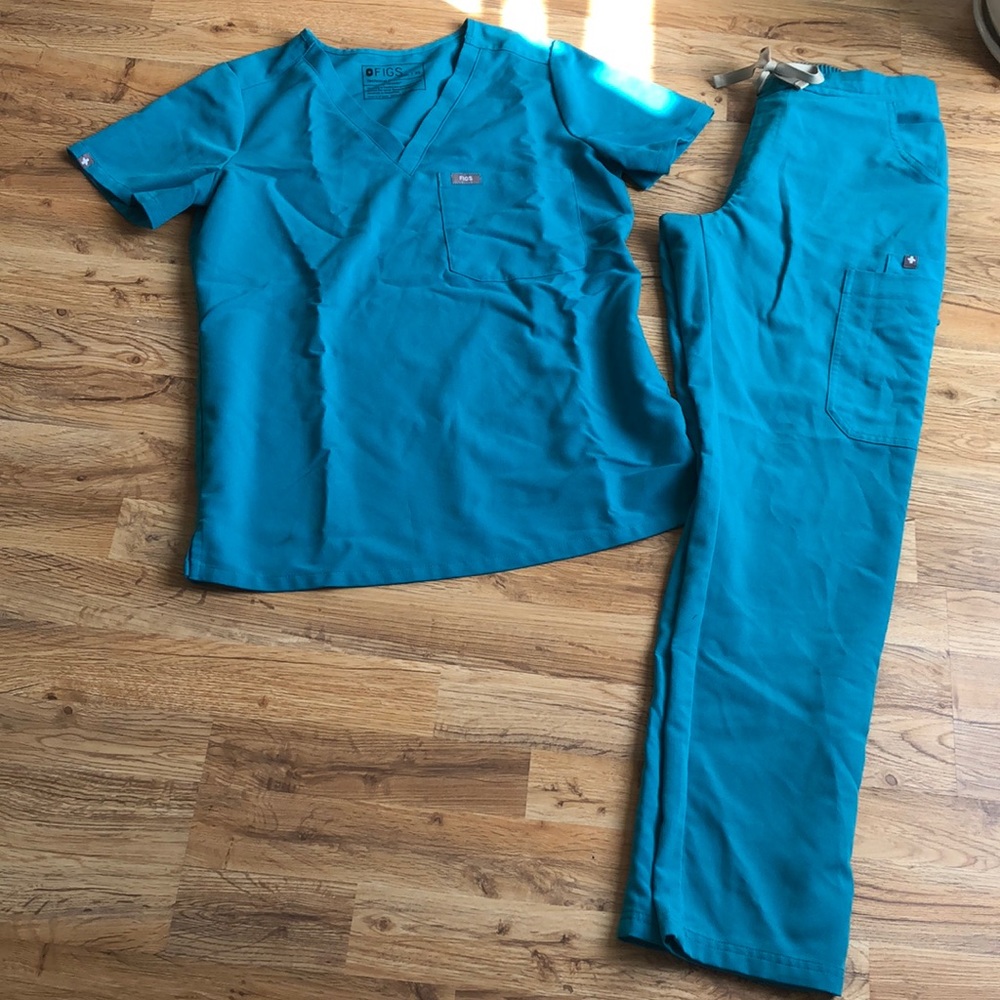 Gently Used Figs Limited Teal Scrubs Set